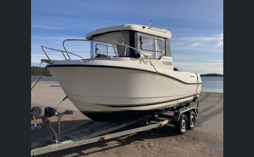 Quicksilver 555 Pilothouse-kuva-1
